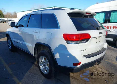 2017 Jeep Grand Cherokee Laredo 4X4 z USA, uszkodzony, nr VIN 1C4RJFAGXHC756562